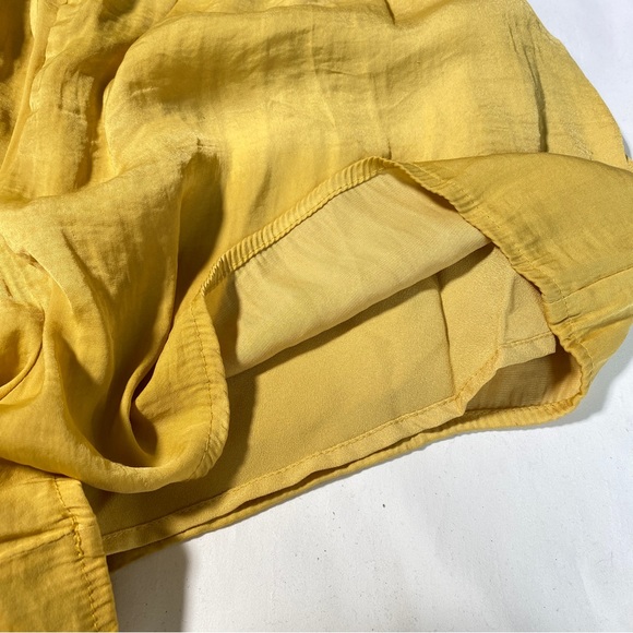Forever 21 Satin Yellow Off Shoulder Romper Shorts Size Small - Picture 3 of 9